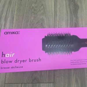Amika blow dryer bruah